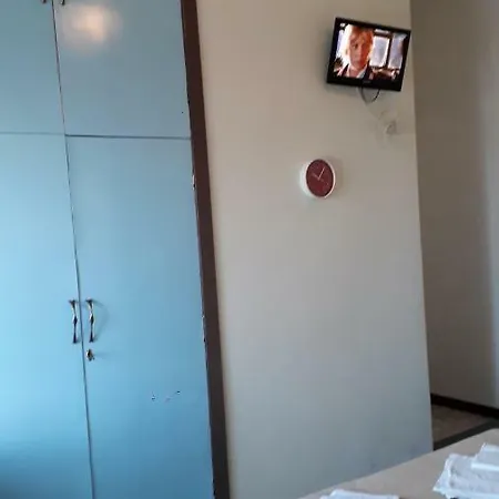Rosa Otel