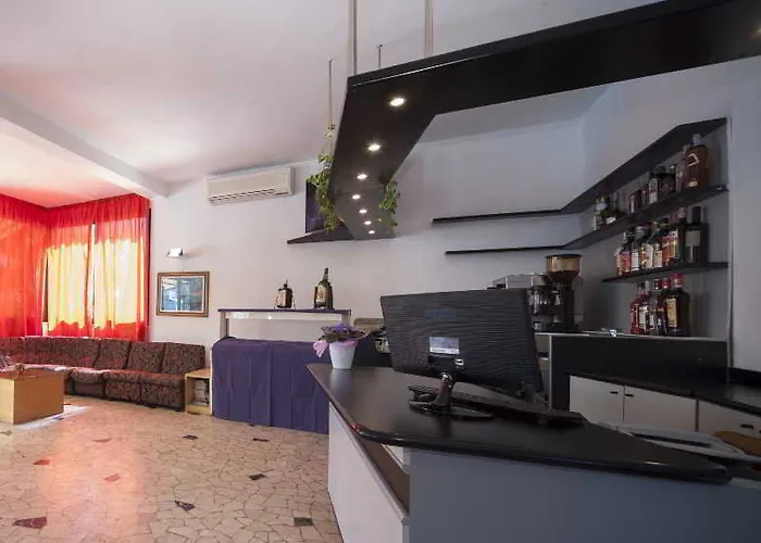 Rosa 2* רימיני