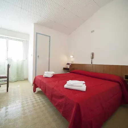 Rosa 2* רימיני